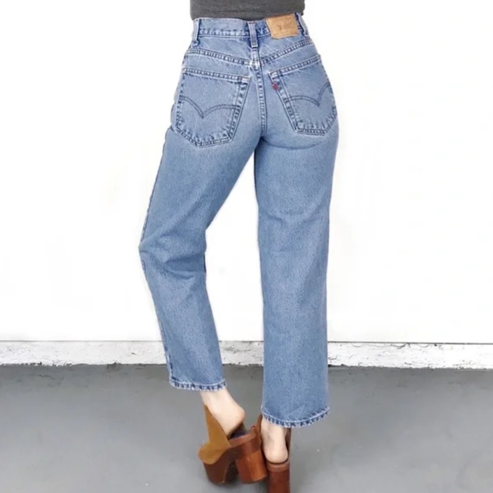 LEVI’S 550 Relaxed Fit Straight Leg jeans